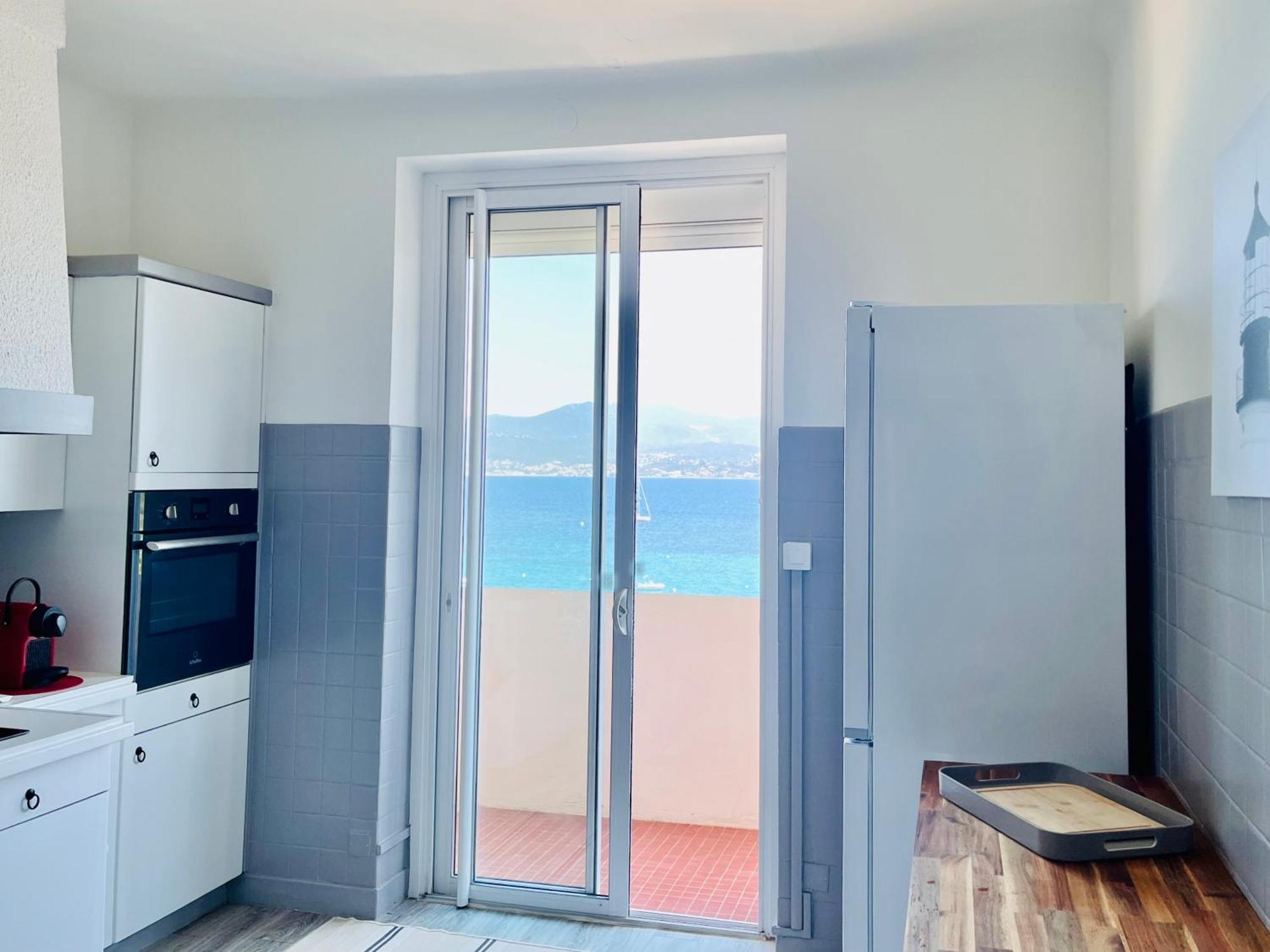Front De Mer Beau T3 Climatise Balcon Parking Ajaccio Ajaccio  Zewnętrze zdjęcie